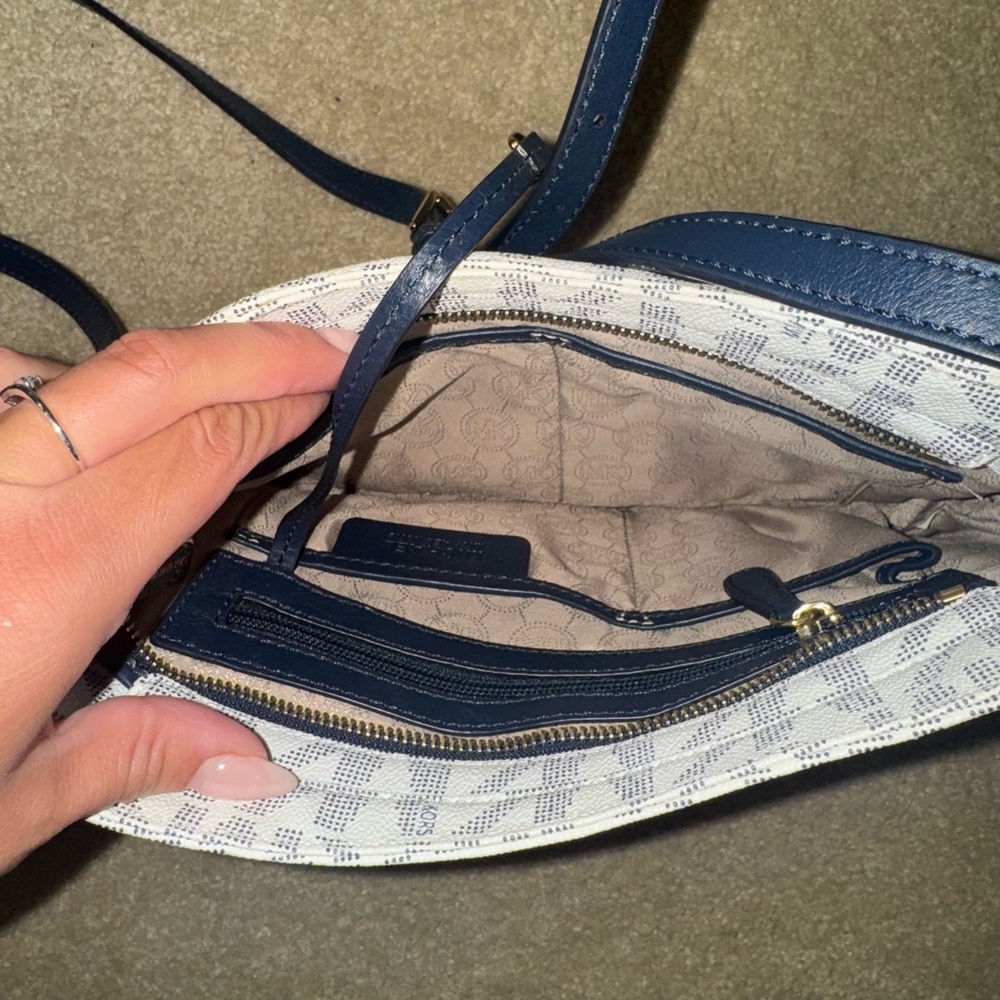 Michael Kors Monogram White and Blue Crossbody Bag - Picture 6 of 6